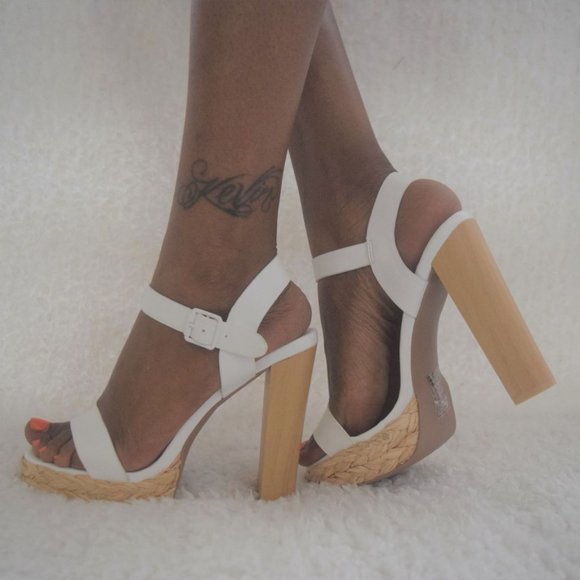 Platform - Picture 3 of 3